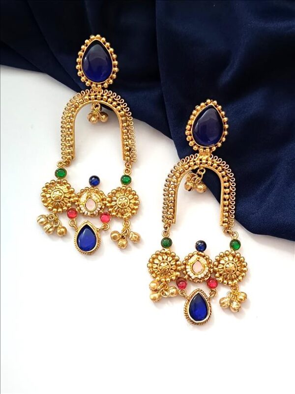 Shanaya Earrings - Image 4