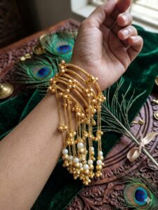 Kalire Bangles