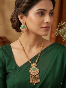 Meera Golden Necklace set